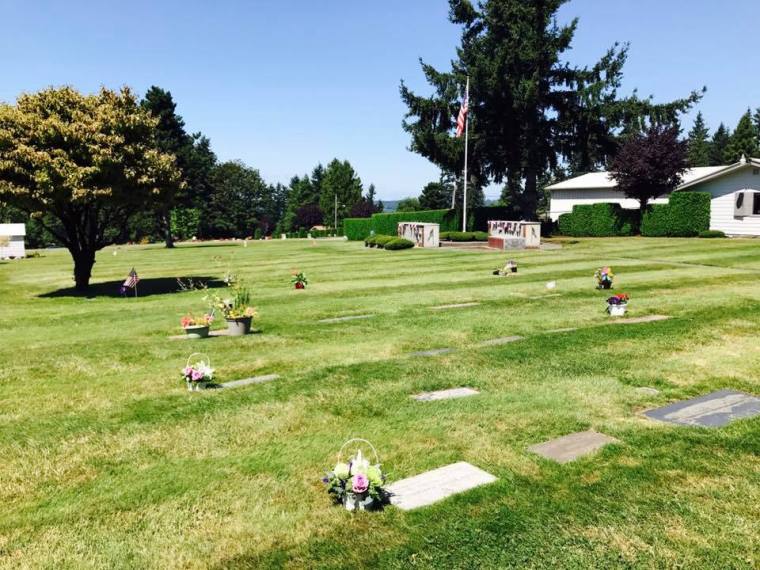 Hillcrest Burial Cemetery_KENT_gravesites